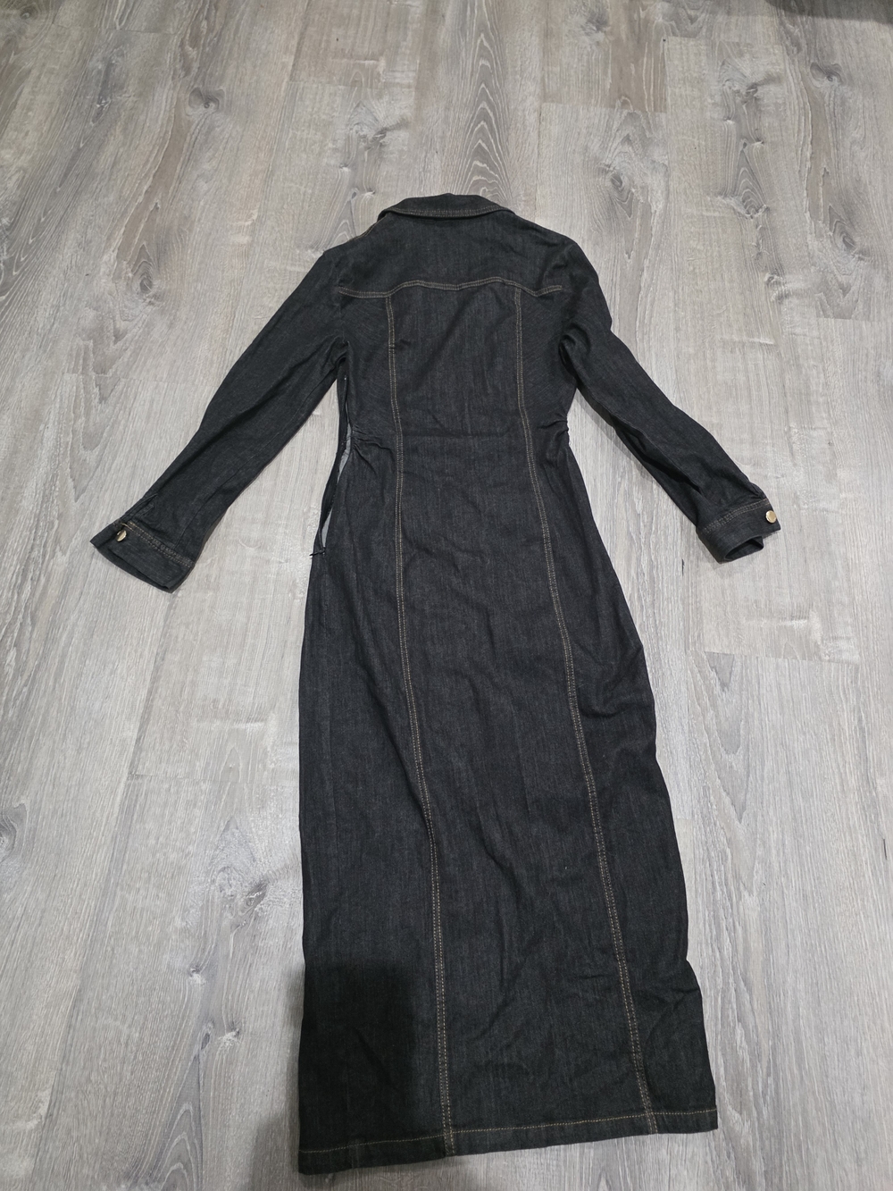 NEW.ZARA.Button-Front Long Sleeve Midi Dress in Dark Gray - Picture 6 of 8